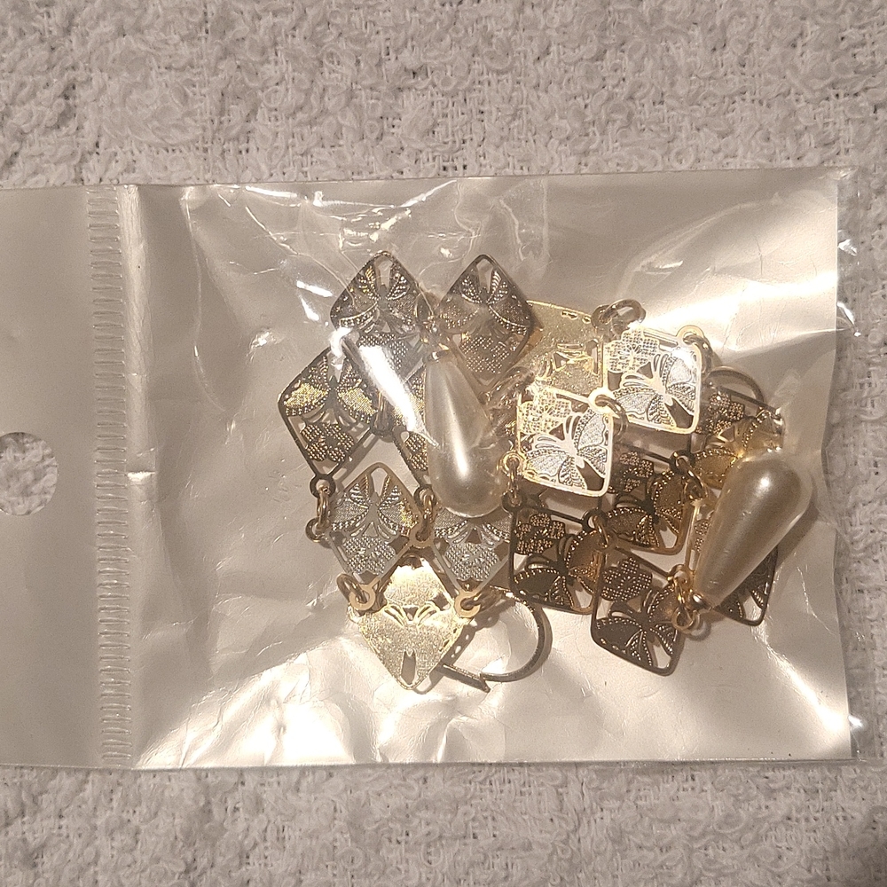 Earring
